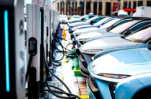 得充电桩者得天下，又一车企在渝加速布局充电站